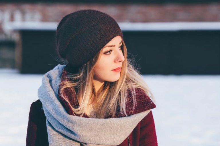5 IDEAL TIPS ON HOW TO AVOID HAT HAIR