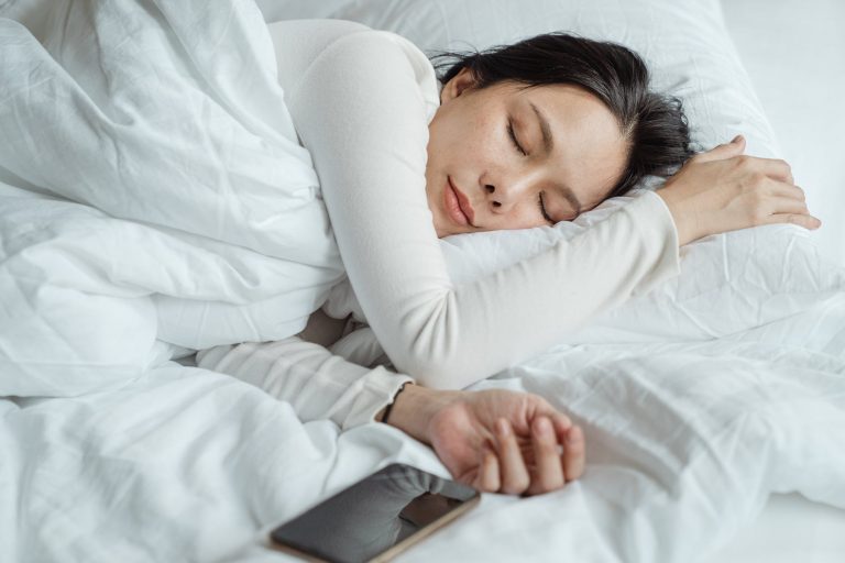 6 IDEAL WINTER SLEEP TIPS