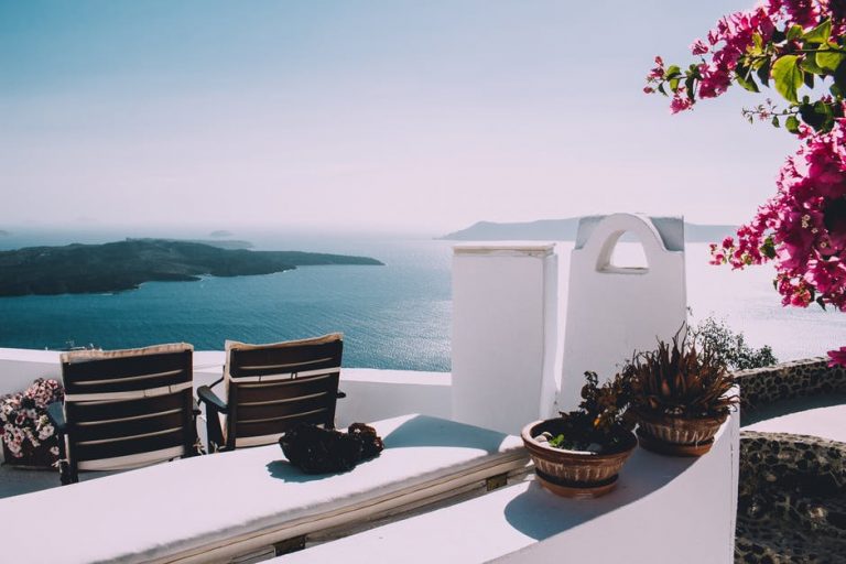 8 IDEAL WAYS TO GET THE BEST DEAL WHEN BOOKING A HOTEL