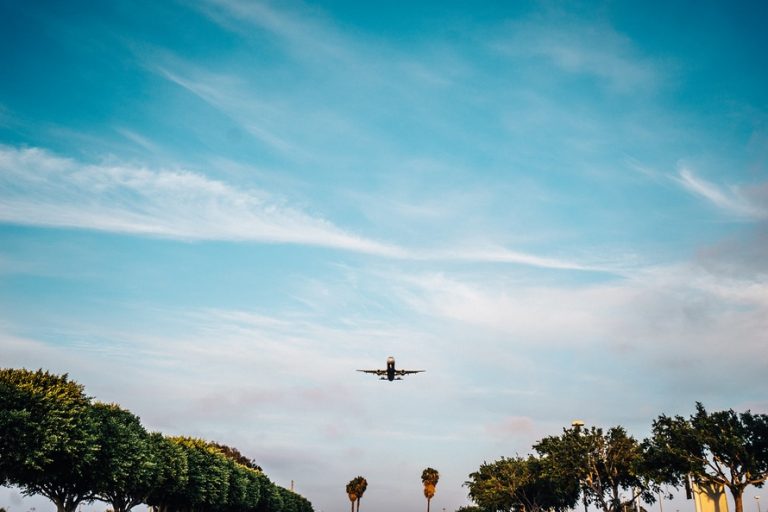 8 IDEAL TIPS FOR SAVING MONEY ON TRANSPORT