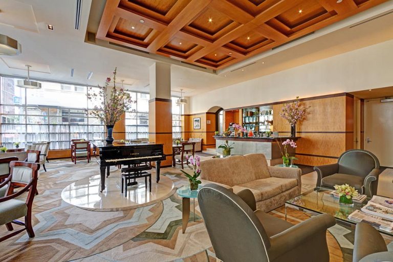 Hotel Review: Hotel Giraffe, New York