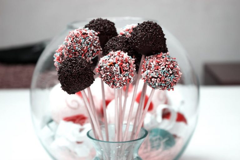 5 IDEAL DIY WEDDING FAVOURS YOUR GUESTS WILL LOVE
