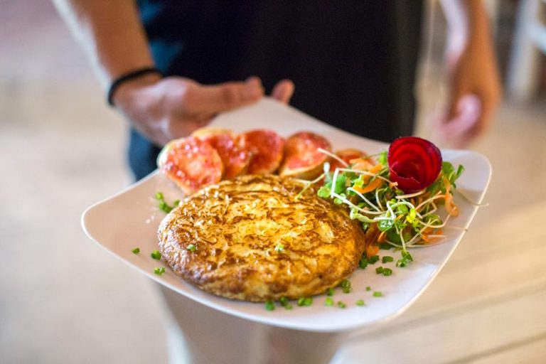 RESTAURANT REVIEW: ITACA LOUNGE, PHU QUOC – THE IDEAL PLACE FOR CHILLED OUT VIBES AND GREAT FOOD