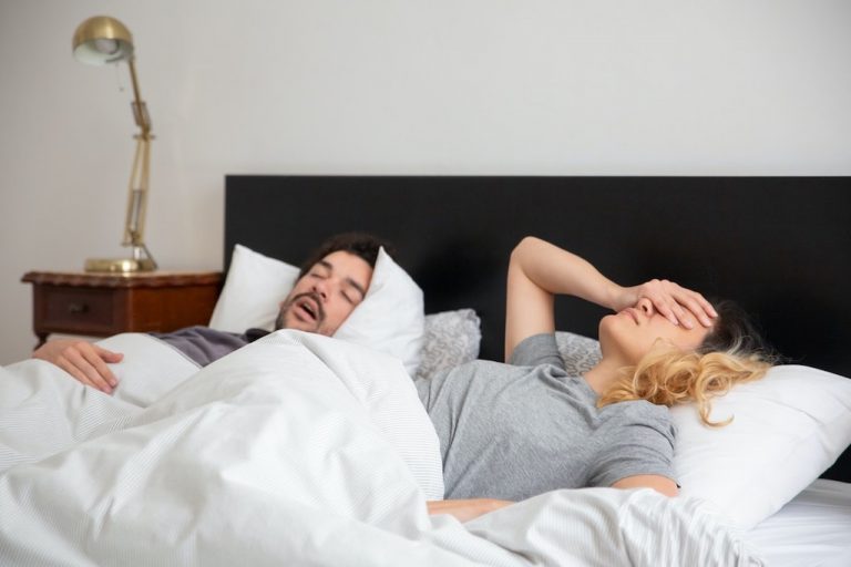 SAVE YOUR RELATIONSHIP: 5 IDEAL WAYS TO STOP SNORING