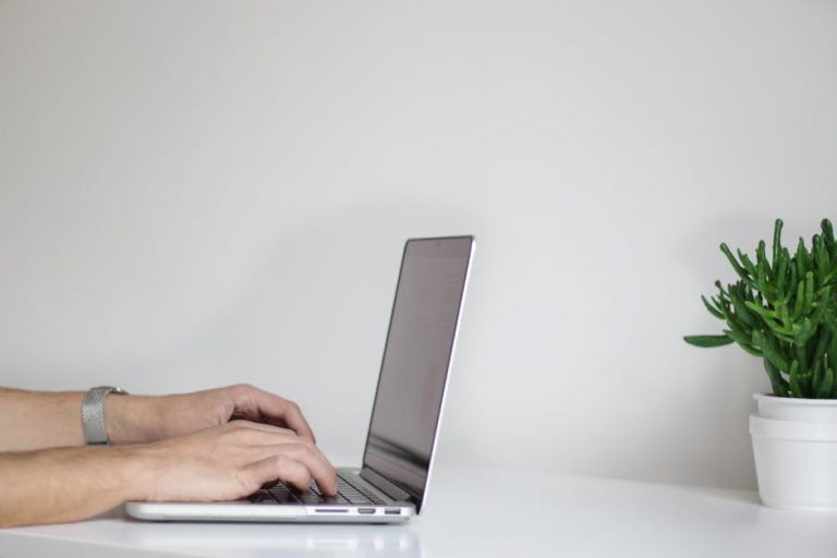 IDEAL TIPS: HOW GOING DIGITAL CAN SAVE MONEY IN YOUR HOME RENOVATION
