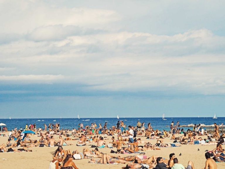 5 IDEAL SKINCARE TIPS FOR SUN AWARENESS WEEK