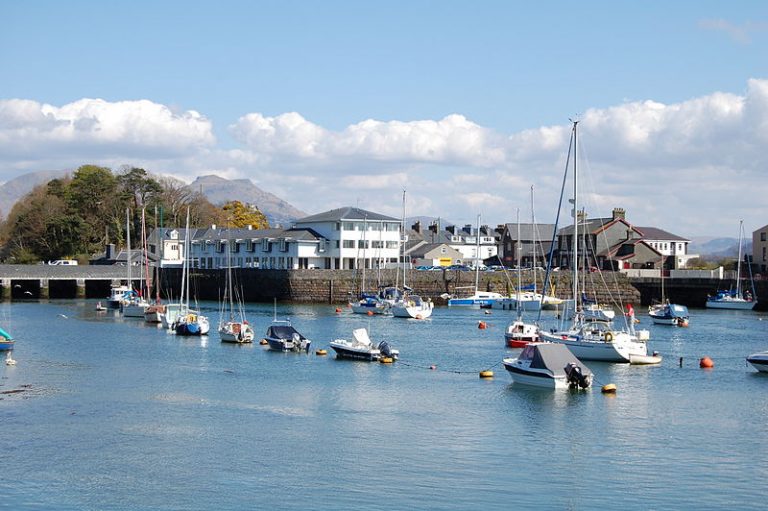 IDEAL REASONS TO VISIT PORTHMADOG AND DISCOVER ITS HIDDEN GEMS