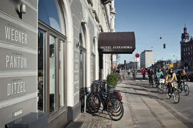 HOTEL REVIEW: HOTEL ALEXANDRA, COPENHAGEN – THE IDEAL PLACE FOR FANS OF THE 60s