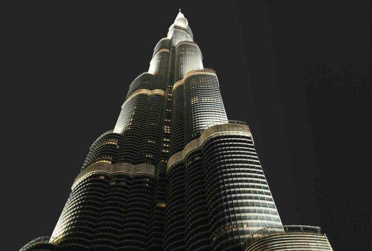 HOTEL REVIEW: AT.MOSPHERE DUBAI – THE IDEAL PLACE FOR COCKTAILS IN THE TALLEST BUILDING IN THE WORLD