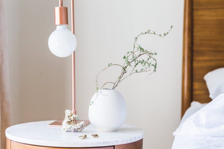 4 IDEAL WAYS TO IMPROVE YOUR HOME WITHOUT BREAKING THE BANK