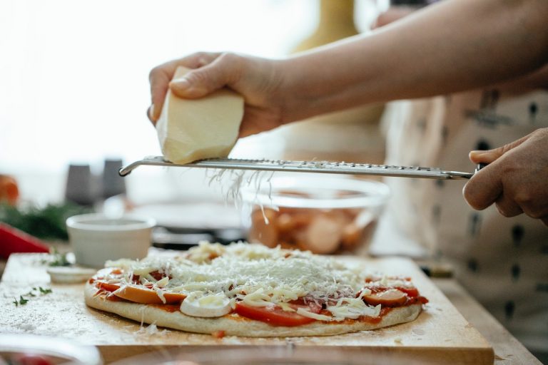 5 IDEAL TOOLS EVERY HOME COOK SHOULD HAVE