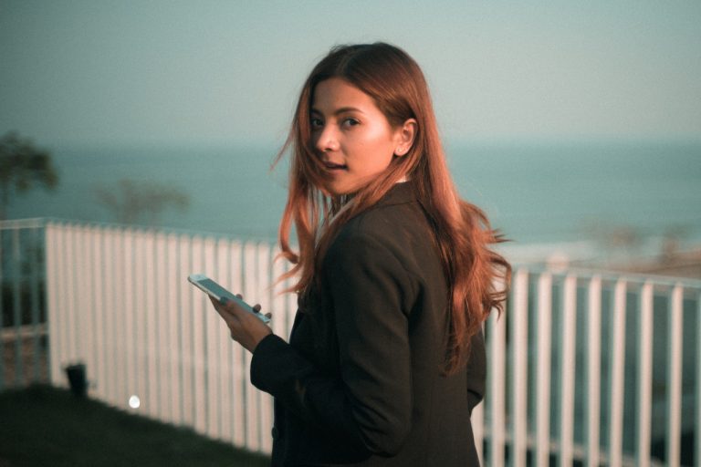 4 IDEAL STYLE TIPS TO BEAT THE NEW JOB NERVES