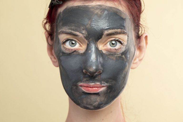 4 IDEAL REASONS TO APPLY A FACE MASK THIS AUTUMN