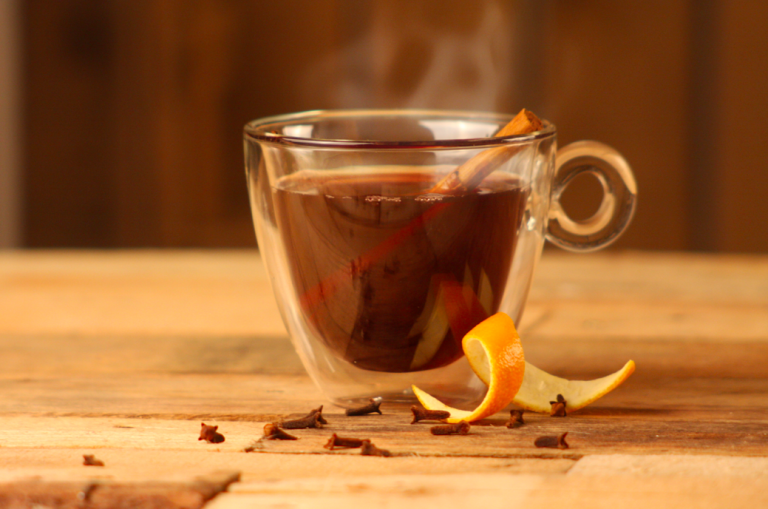 IDEAL FOR A FESTIVE MOCKTAIL: WINTER BERRY PUNCH FROM RIBENA