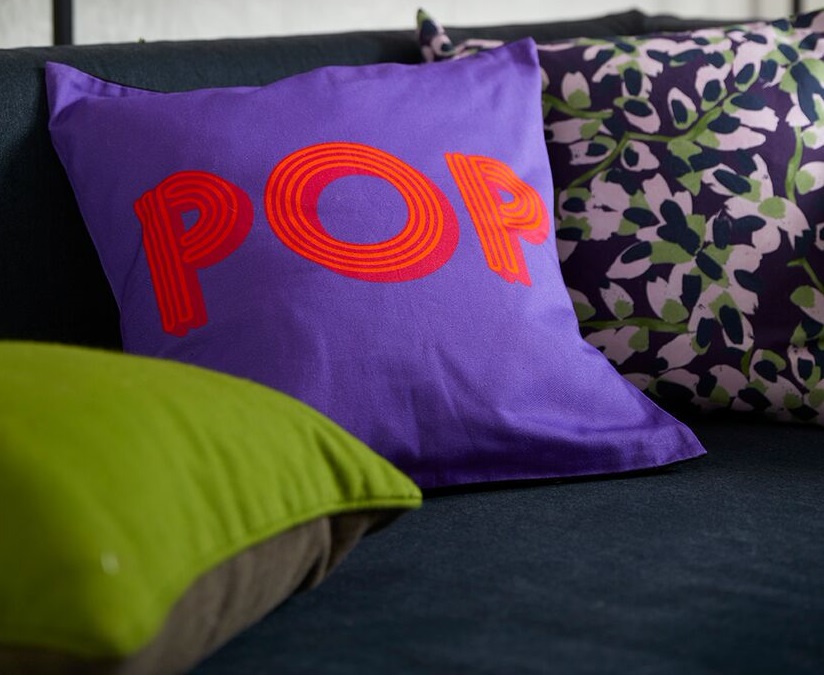 4 Ideal Ways To Add A Pop Of Ultra Violet To Your Home