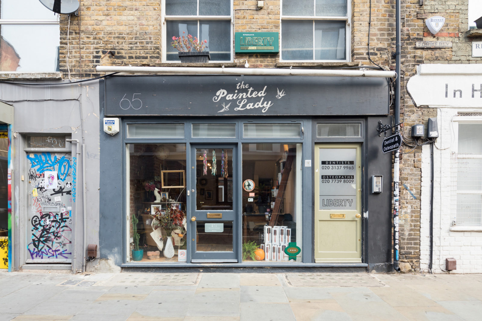 SALON SPY: THE PAINTED LADY, THE IDEAL PLACE TO INDULGE IN SOME RETRO ...