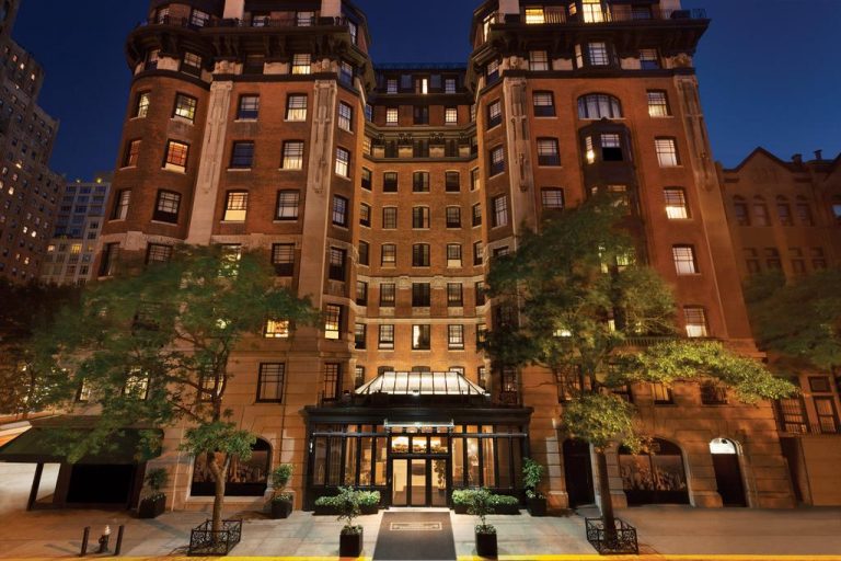 Hotel Review: Hotel Belleclaire
