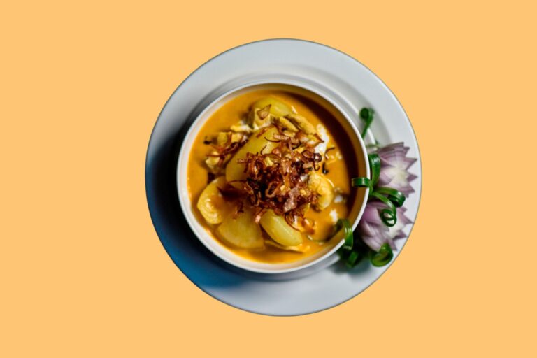 IDEAL FOR SONGKRAN: MASSAMAN THAI CURRY RECIPE