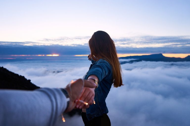6 TIPS TO HELP YOU PLAN THE IDEAL ROMANTIC GETAWAY