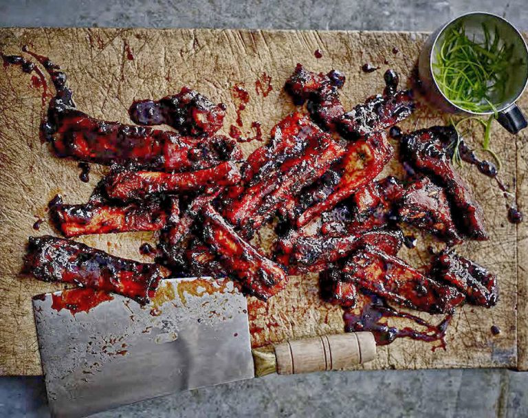 IDEAL FOR YOUR SUMMER BBQ: BARBECUED BEER RIBS