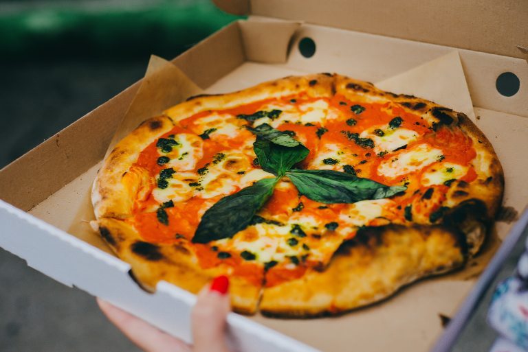 5 IDEAL WAYS TO CUT BACK ON YOUR TAKEAWAY HABIT