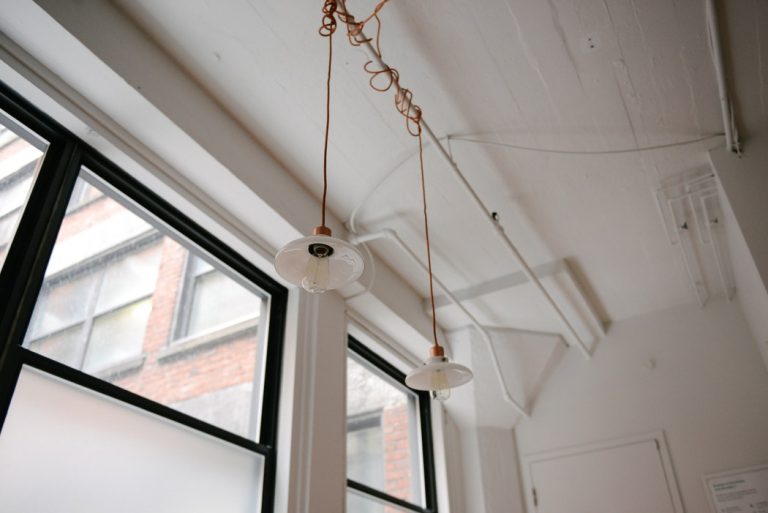 6 IDEAL INTERIOR DESIGN TIPS FOR ACHIEVING THAT INDUSTRIAL LOOK