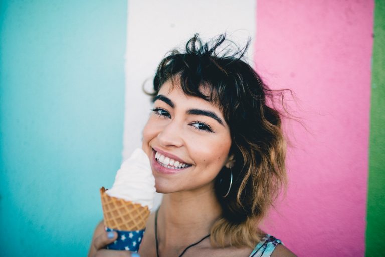 7 IDEAL WAYS TO BEAT THE FRIZZ THIS SUMMER