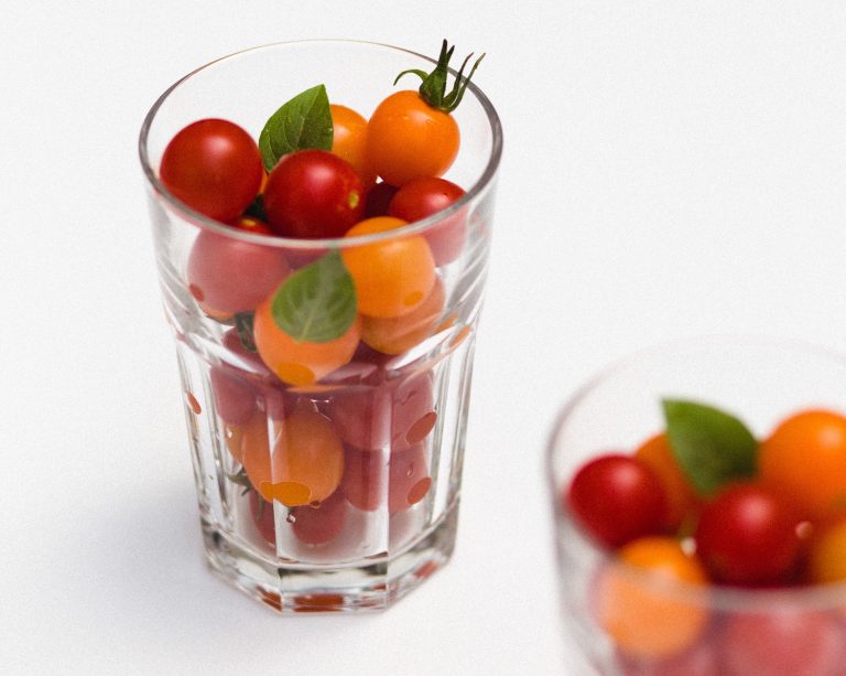 IDEAL FOR YOUR SUMMER BBQ: TOMATO & CHILLI JAM RECIPE