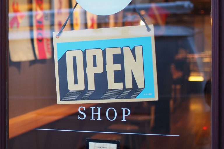 4 IDEAL WAYS BUSINESSES CAN OVERCOME ROAD WORKS