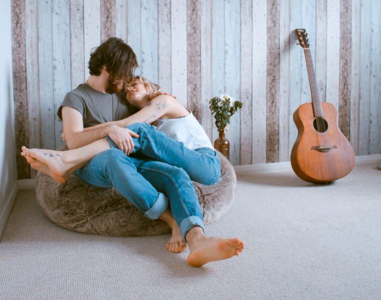 6 IDEAL WAYS TO BRING THE SPARK BACK INTO YOUR RELATIONSHIP