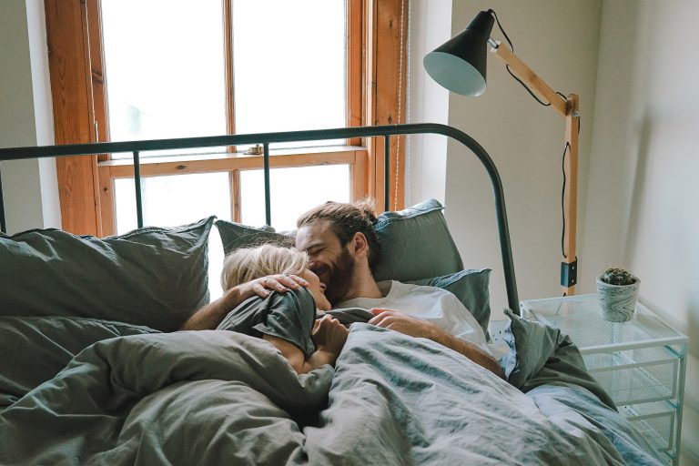 4 COMMON REASONS COUPLES STOP HAVING SEX & IDEAL WAYS TO START AGAIN