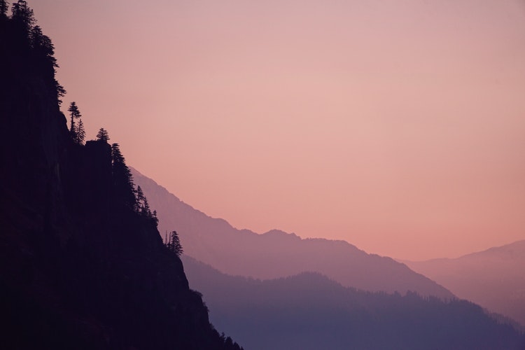 SWAP THE BEACH FOR SOMETHING COOLER: 3 IDEAL COLD WEATHER  DESTINATIONS