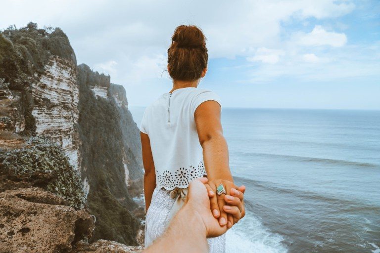 7 IDEAL TRAVEL HACKS FOR SAVING MONEY WHEN TRAVELLING