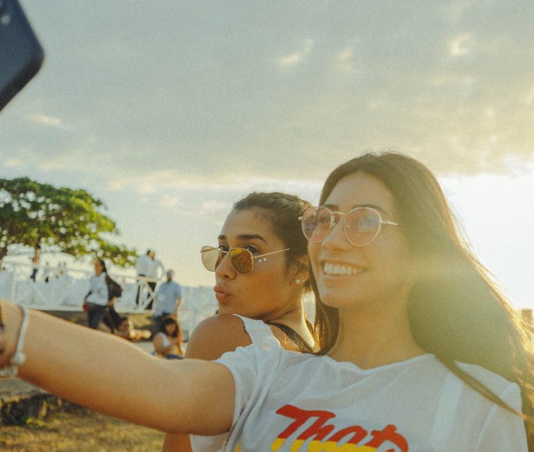 6 IDEAL TIPS ON HOW TO STAY PRIVATE & SAFE ON SOCIAL MEDIA
