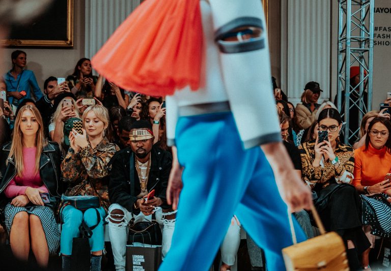 6 IDEAL WAYS TO PROMOTE YOUR FASHION EVENT IN REAL TIME & BEYOND