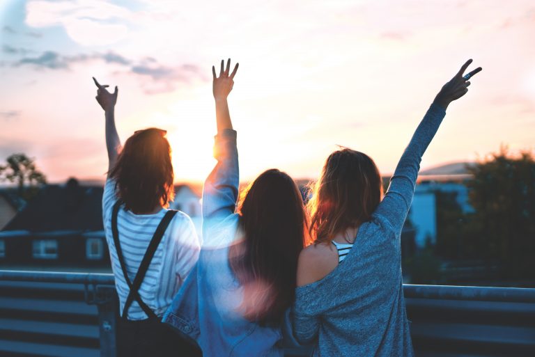5 IDEAL REASONS FRIENDSHIPS ARE IMPORTANT