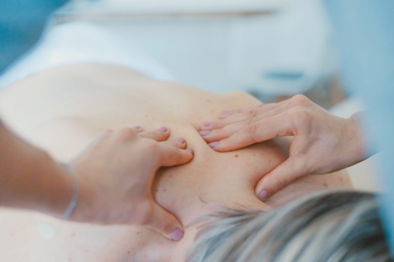 4 IDEAL REASONS TO GET A SPORTS MASSAGE