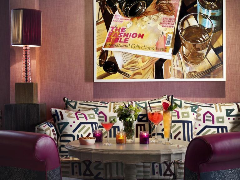 HAYMARKET HOTEL REVIEW: THE IDEAL HOTEL IN THE HEART OF THEATRE LAND