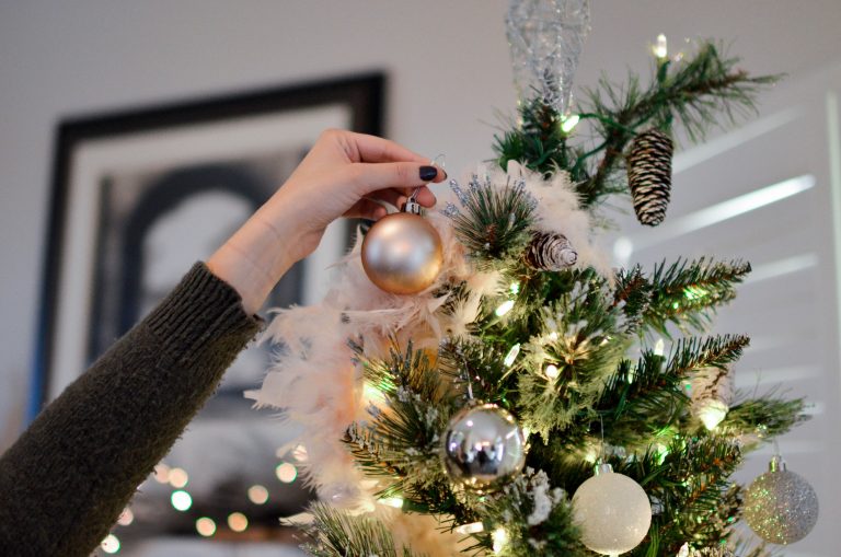5 IDEAL TIPS FOR MANAGING YOUR FIRST CHRISTMAS AS A DIVORCED PARENT