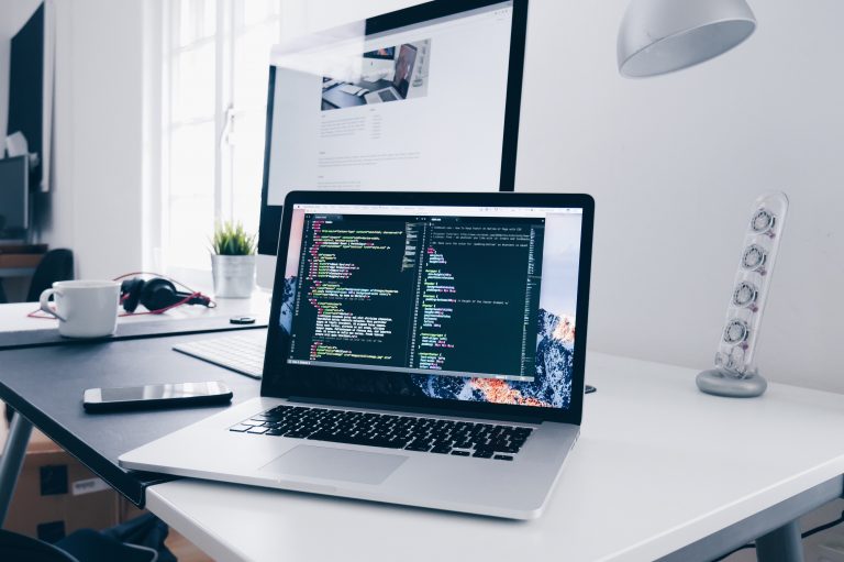 5 IDEAL PROGRAMMING LANGUAGES THAT PAY WELL