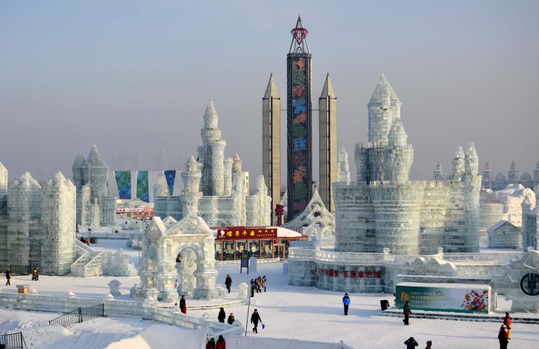 THE IDEAL GUIDE TO THE HARBIN ICE AND SNOW FESTIVAL