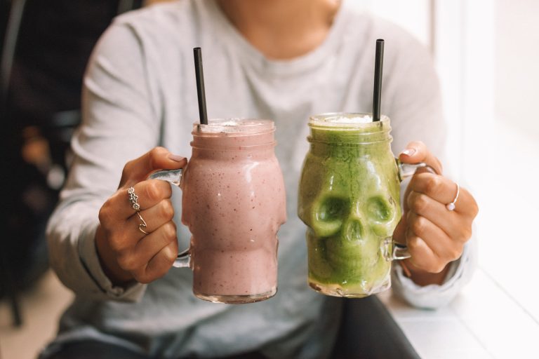 4 IDEAL BENEFITS OF PROTEIN SHAKES IN WEIGHT MANAGEMENT