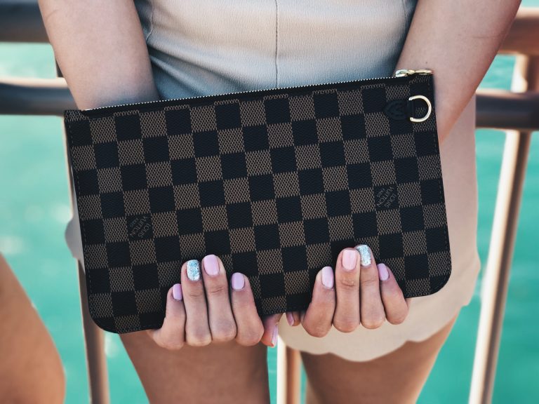 4 IDEAL WAYS TO GET DESIGNER BRANDS AT BARGAIN PRICES