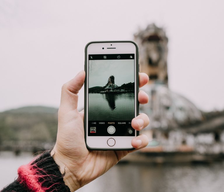 7 IDEAL TIPS FOR TAKING INSTAGRAM-WORTHY HOLIDAY PICTURES