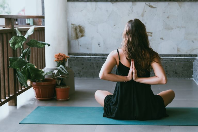 5 IDEAL STEPS TO PREVENT BACK PAIN & PROBLEMS