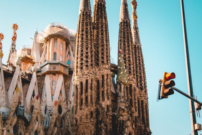 10 IDEAL THINGS TO DO IN BARCELONA