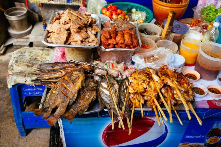 10 IDEAL FOODIE DESTINATIONS IN SOUTHEAST ASIA