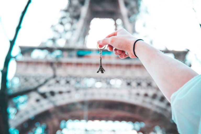 7 IDEAL UNIQUE PRIVATE TOURS IN PARIS