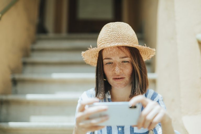 5 IDEAL APPS YOU NEED TO DOWNLOAD BEFORE YOUR NEXT HOLIDAY