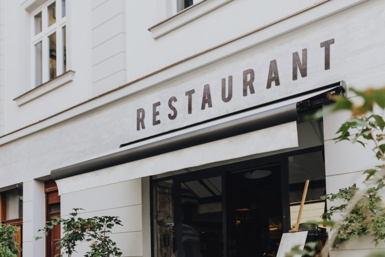 7 IDEAL TIPS FOR ASPIRING RESTAURATEURS